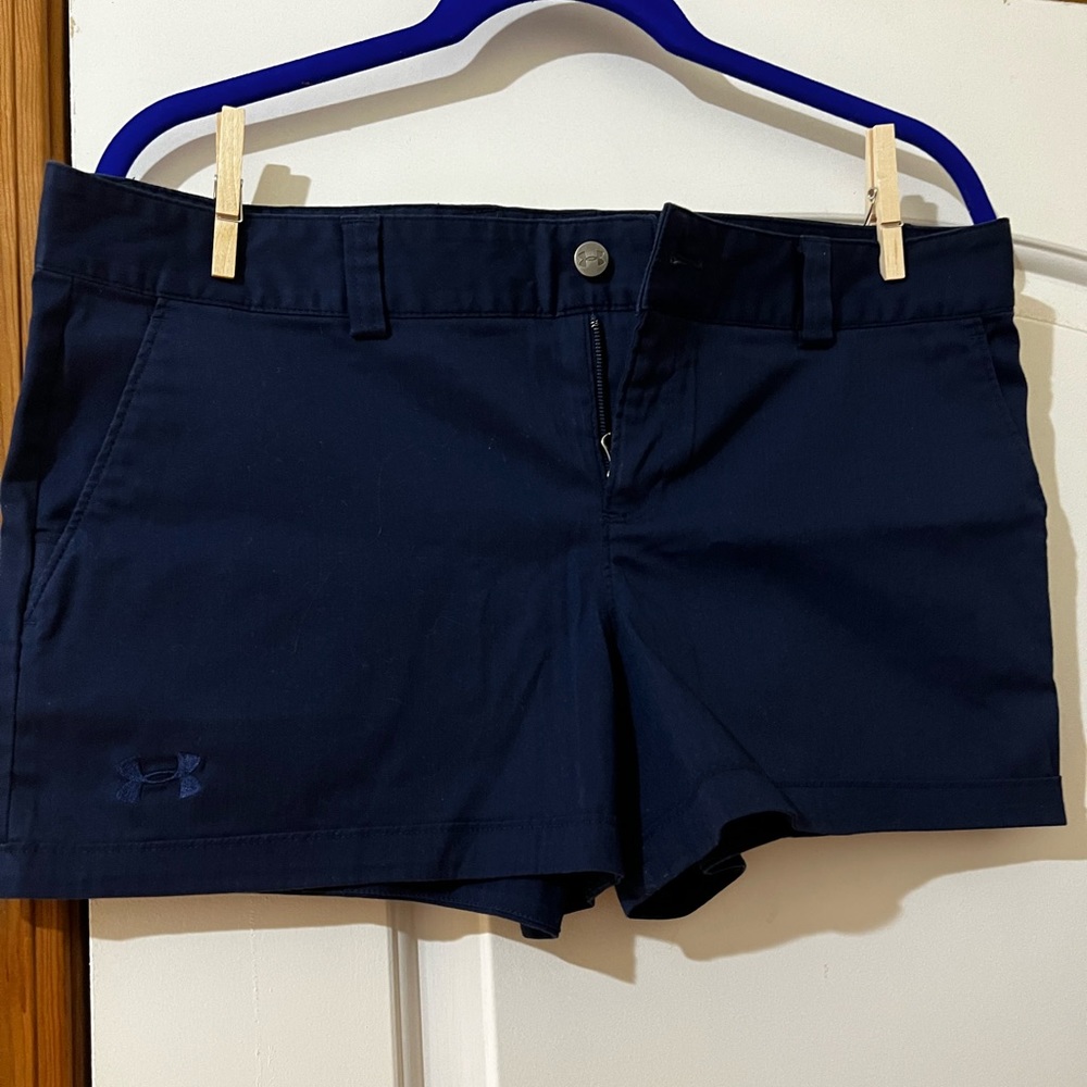 Womens under armour shorts excellent like new condition